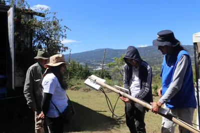  image linking to Community networks newsletter: Lessons from grassroots communities in times of internet setbacks 